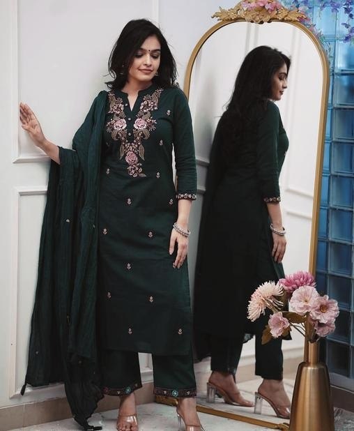 Stylish Viscose Rayon Embroidered Kurta Pant Set with Nazmin Dupatta for Party Wear - Fully Stitched