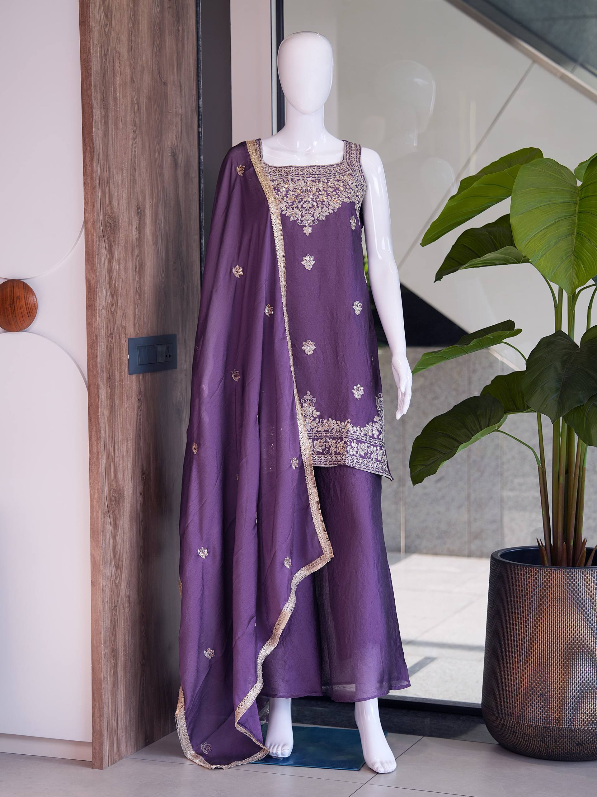 Designer Festival Special Kurti Set for Women | Premium Rangoli Crush Embroidered Kurti with Palazzo & Heavy Embroidered Dupatta | Party, Wedding & Festive Wear (L)-R-007