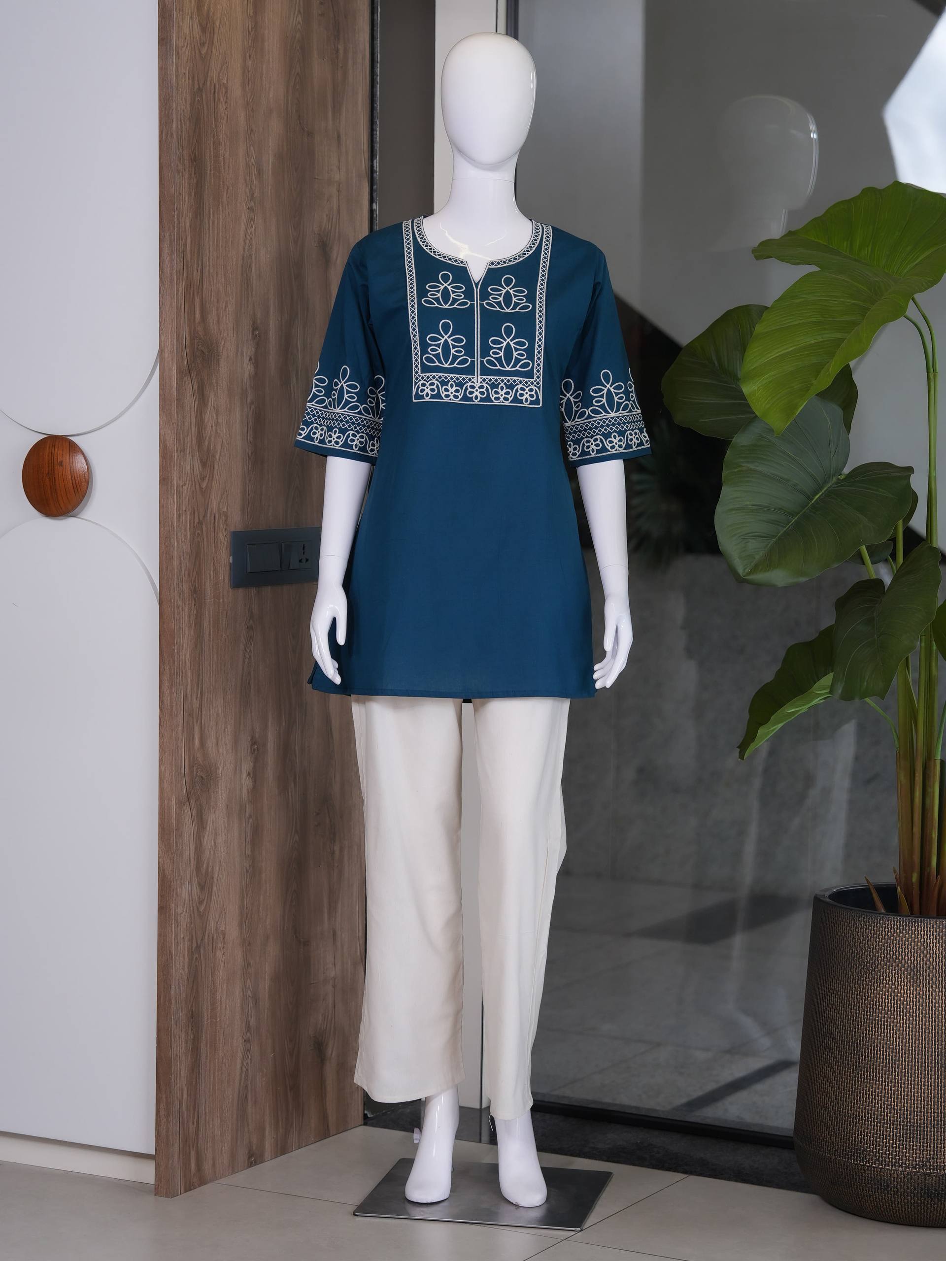 Premium Salab Cotton Kurti Co-Ord Set for Women | Elegant Short Kurti with Pant | Soft & Comfortable | Daily, Office & Casual Wear (L)C-03