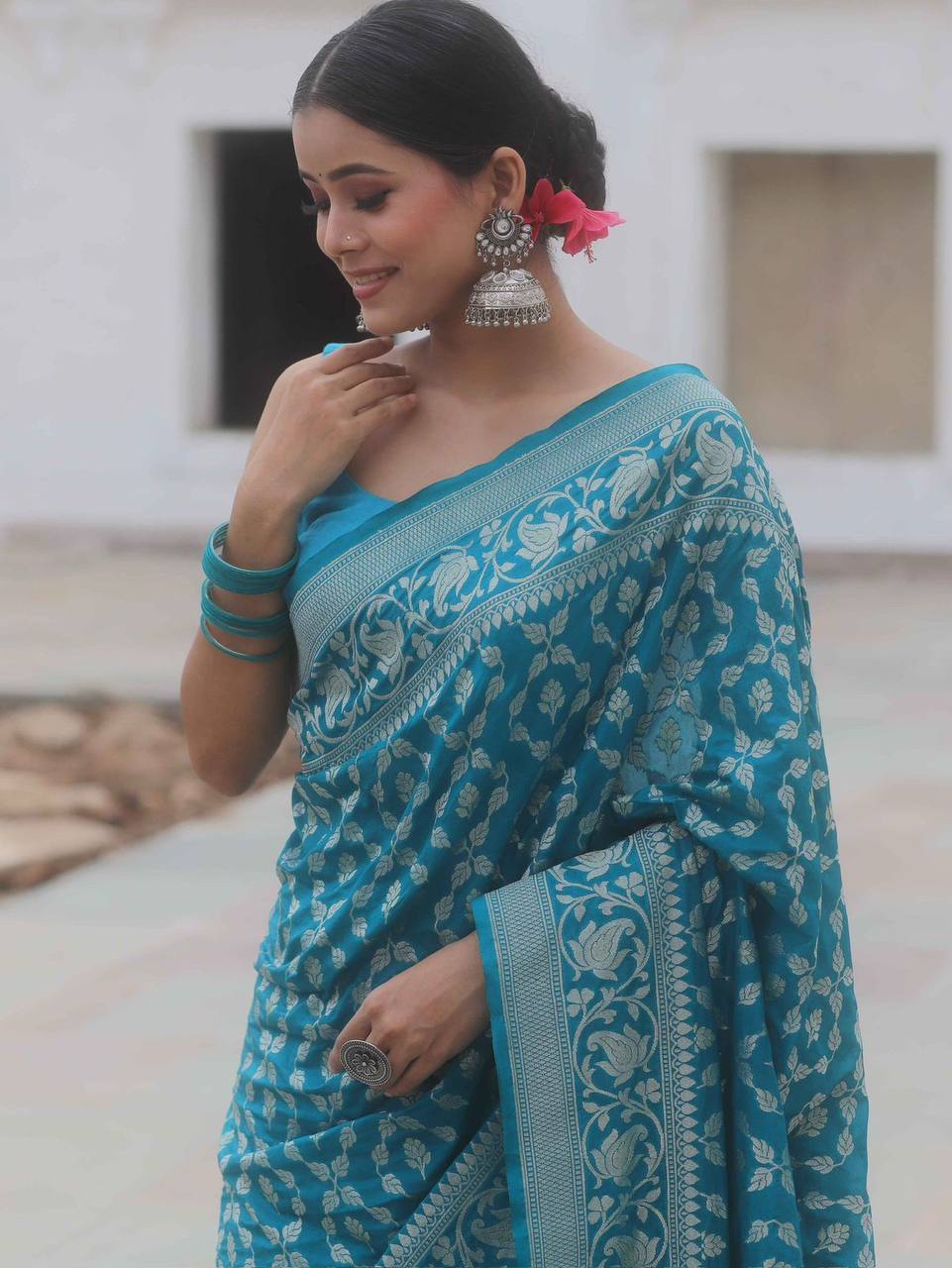 Premium Soft Lichi Silk Saree with Rich Pallu & All-Over Jacquard Work | Running Jacquard Border Blouse | 6.20 Meter