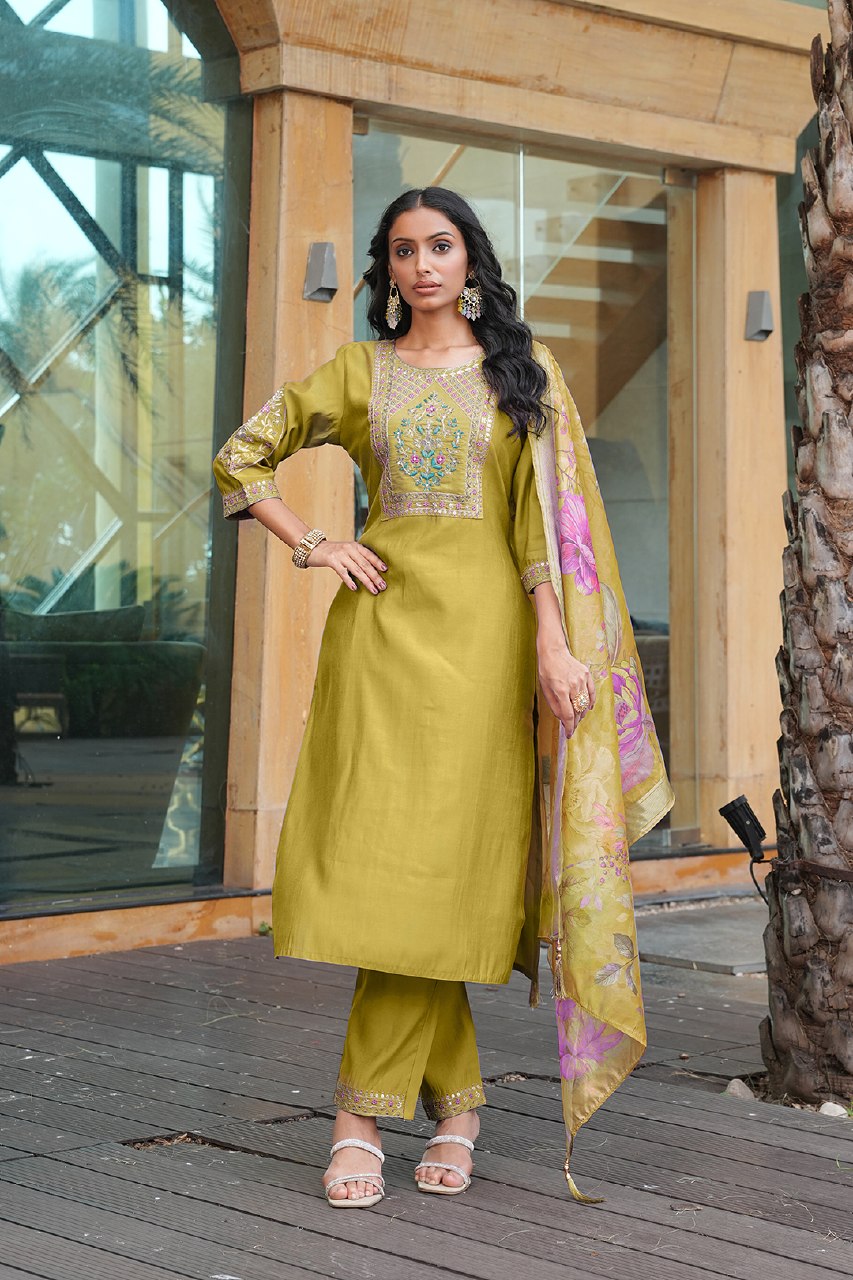 Designer Embroidered Kurta Pant Set with Printed Dupatta Perfect For Wedding Function
