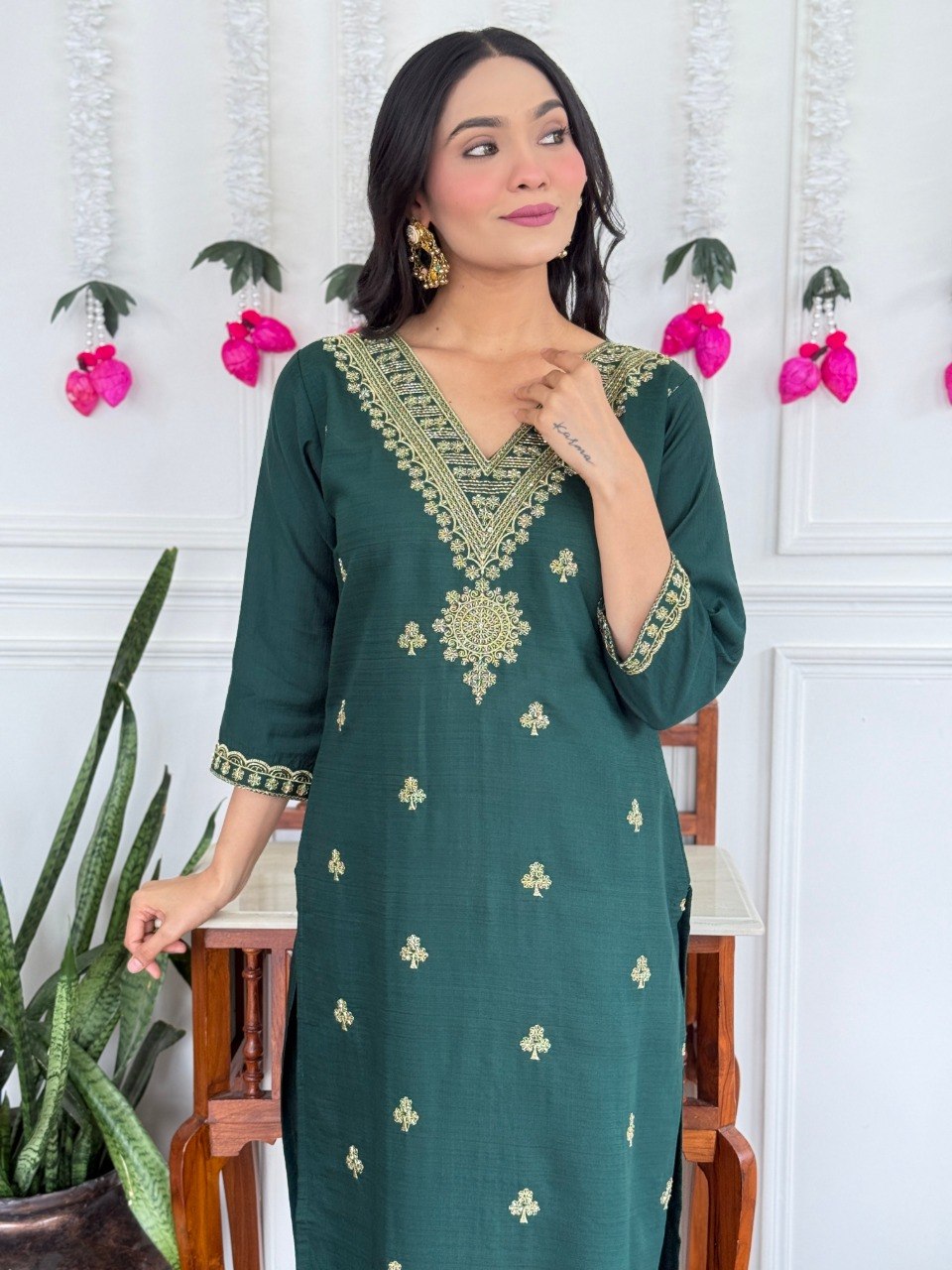 Stylish PV Chanderi Embroidered Kurta Pant Set with Silk Dupatta for Party Wear - Fully Stitched